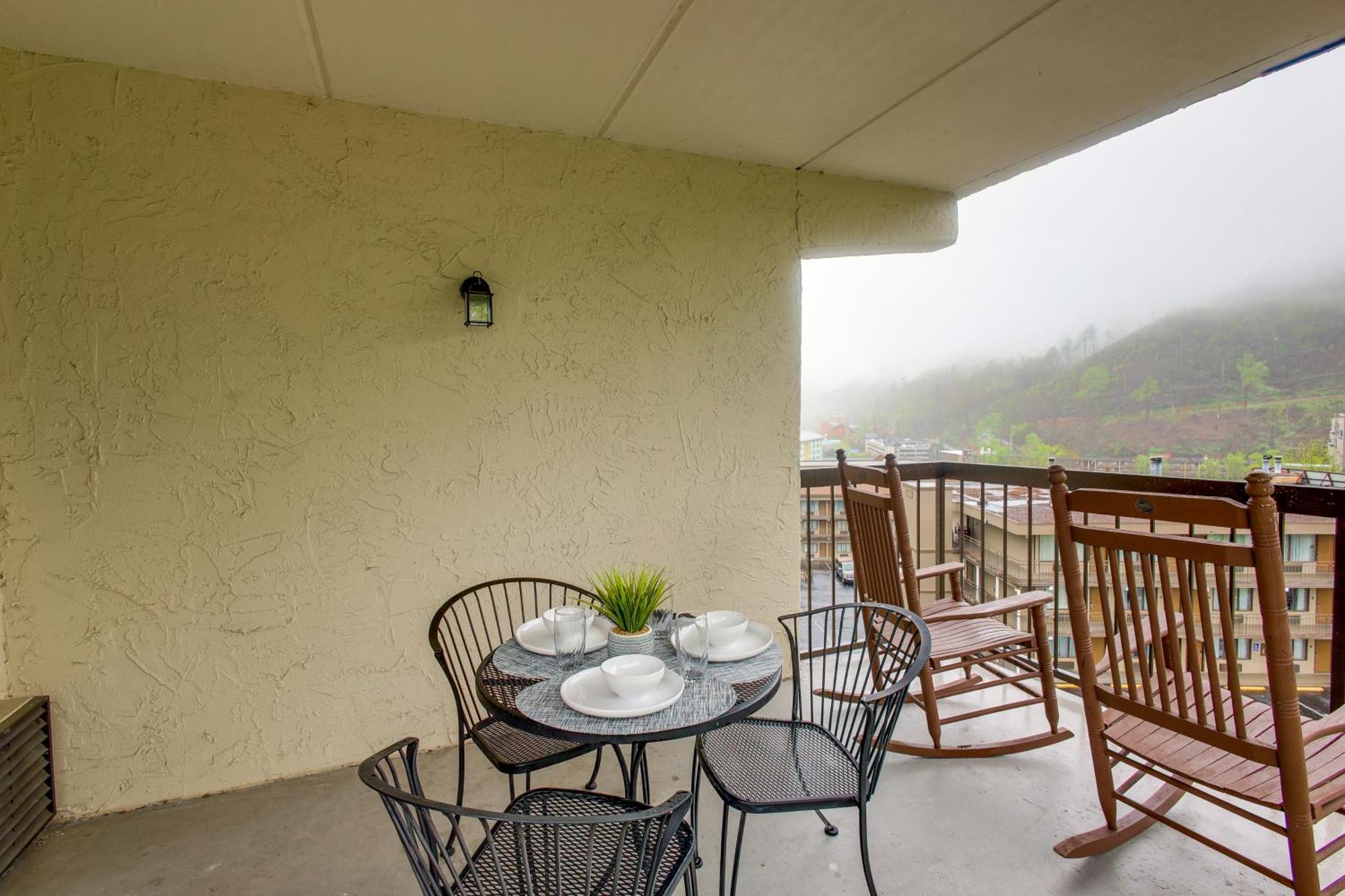 Gatlinburg Condo With Smoky Views Walk To Town! Экстерьер фото
